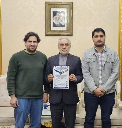 ملاقات جناب آقای محمدی سرکنسول کشورمان در شانگهای با دو تن از دانشجویان پاکستانی شیعه مقیم شانگهای