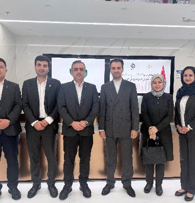 بازدید سرکنسول جدید جمهوری اسلامی ایران در شانگهای از مرکز تجاری ایران در این شهر